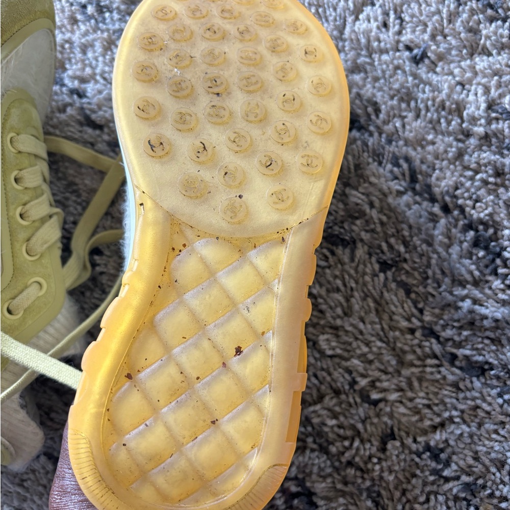 Women Chanel Sneakers